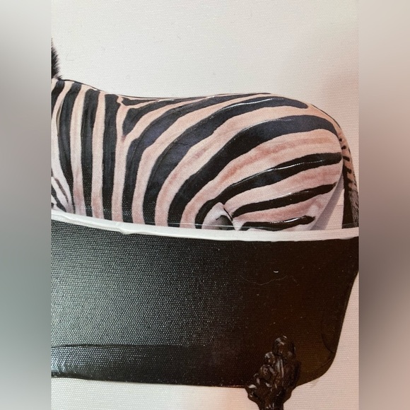 Zebra in Bathtub Art Canvas NEW - Picture 5 of 7